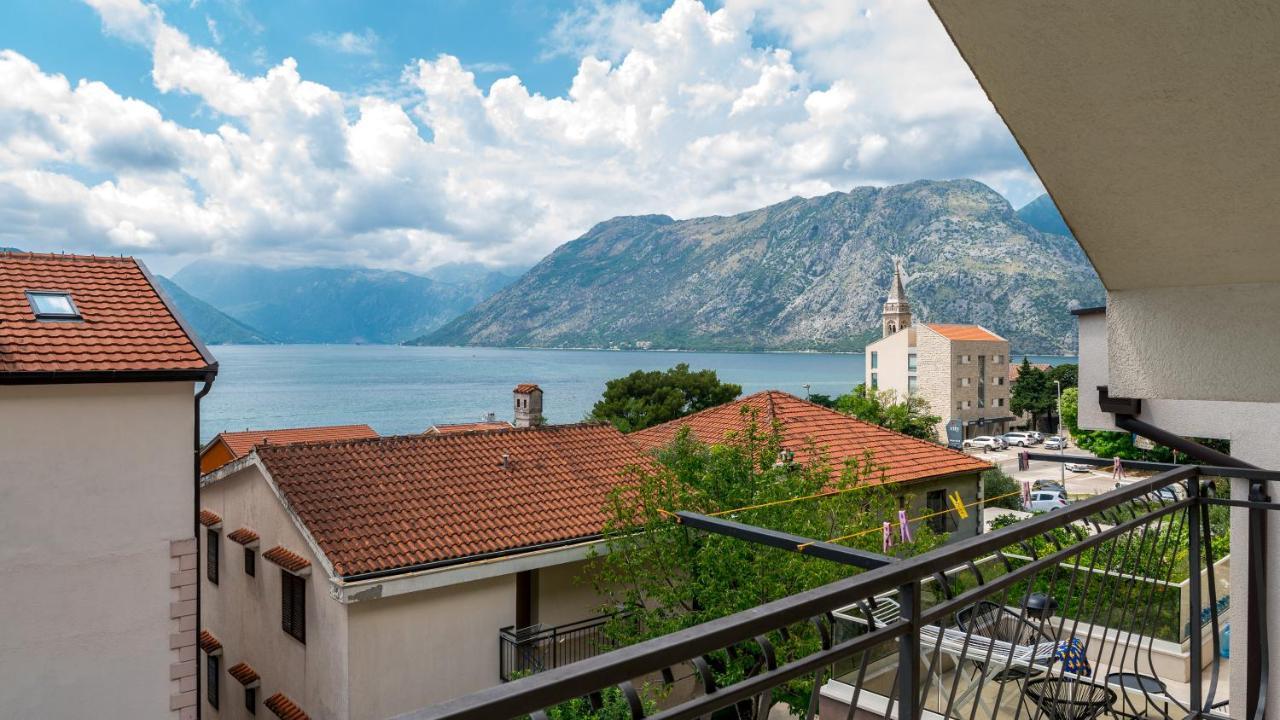 Apartment Andrea Kotor
