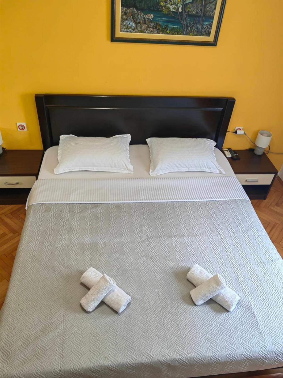 Apartment Andrea Kotor