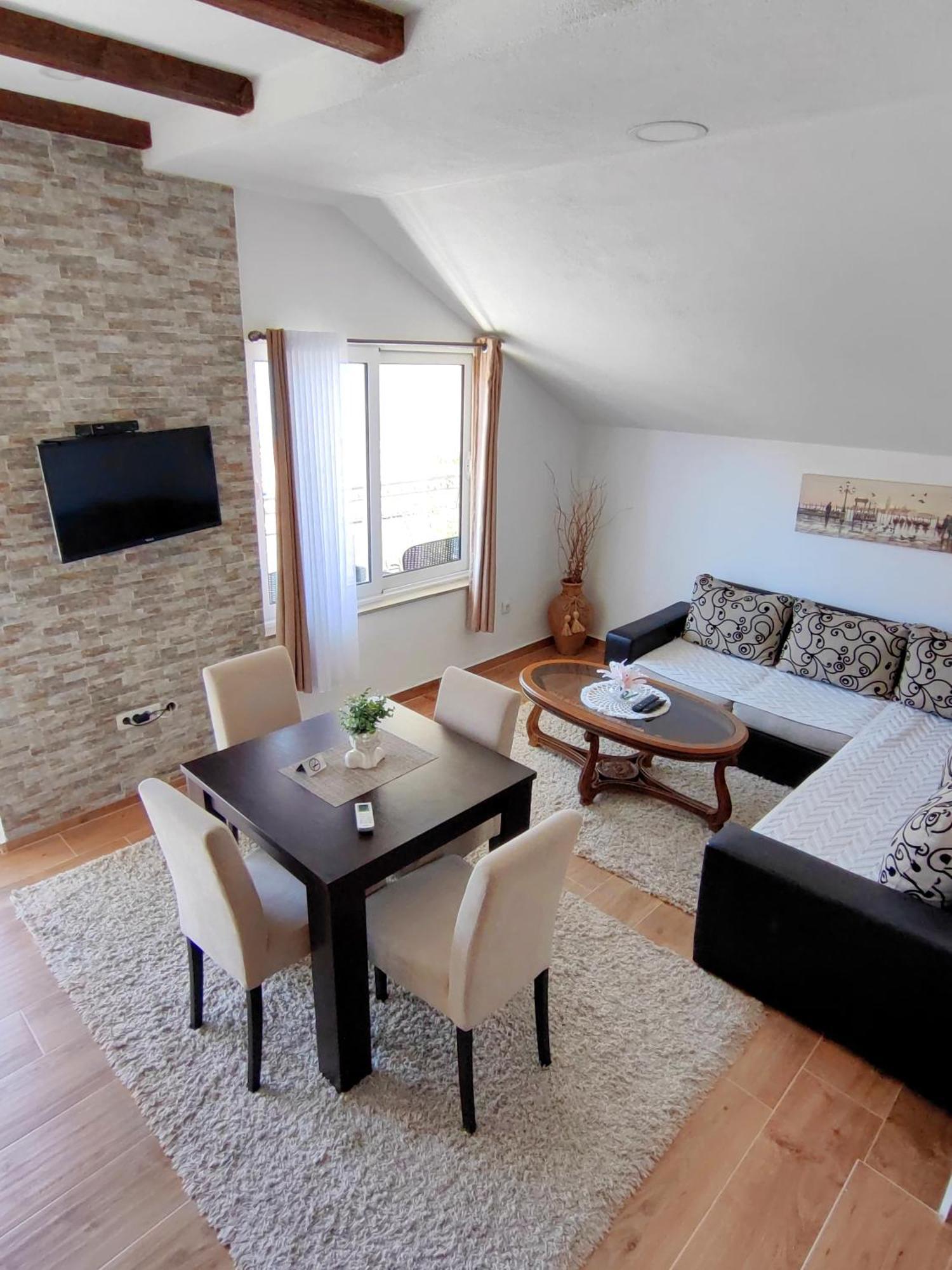 Andrea Appartement *