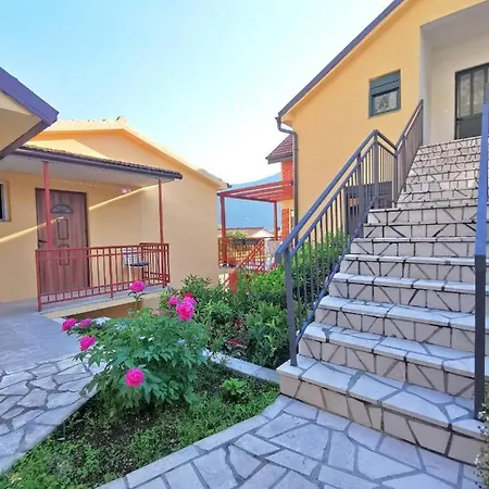 Apartments Andrea Kotor Exterior photo