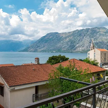 Apartments Andrea Kotor Exterior photo