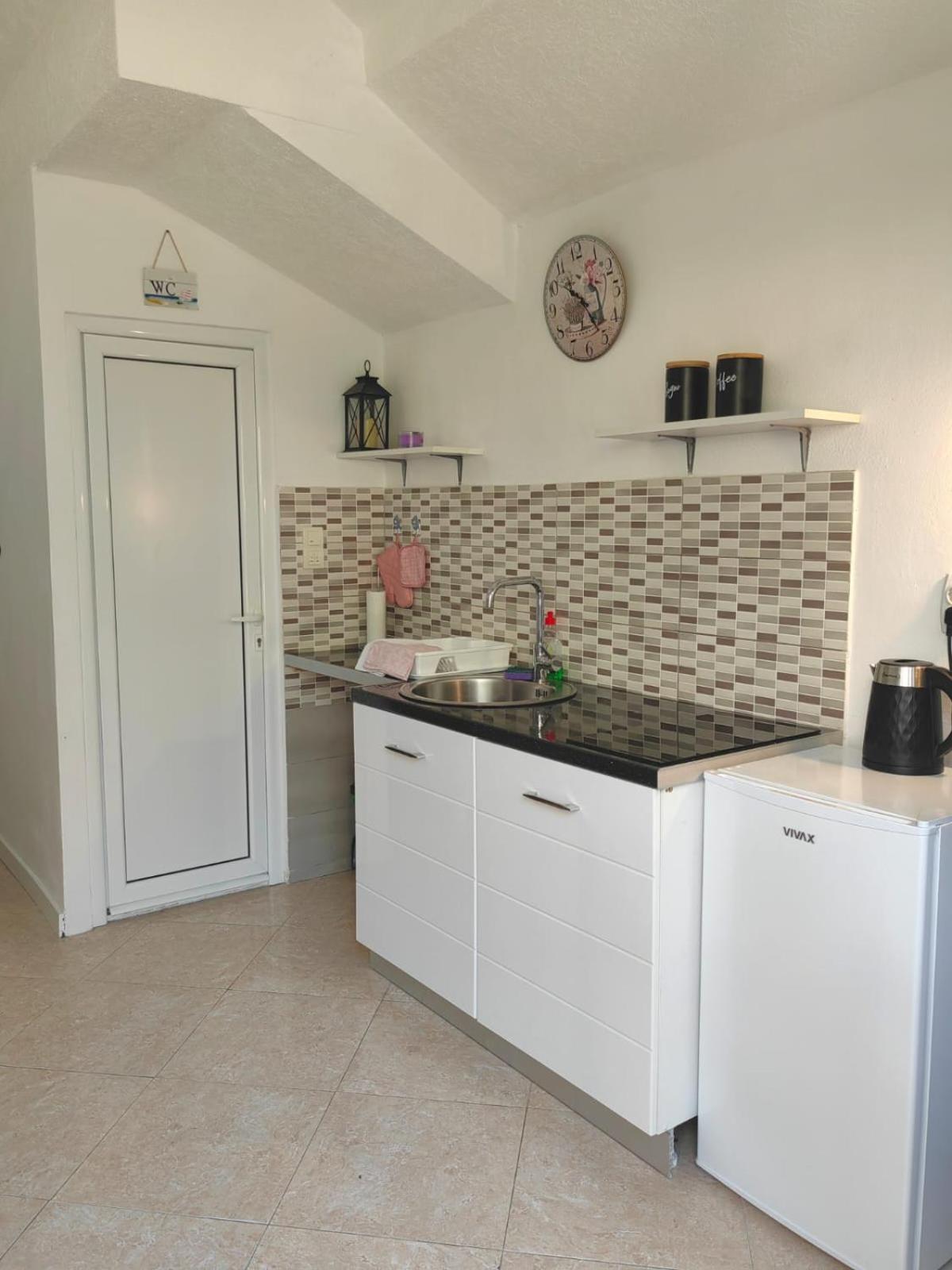 Andrea Apartman *