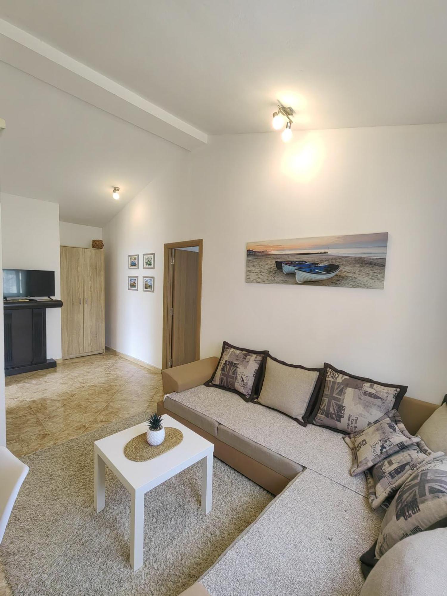 Andrea Apartman Kotor